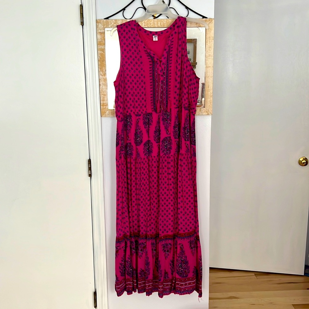 XXL Old Navy sleeveless dress. Long flowy fun